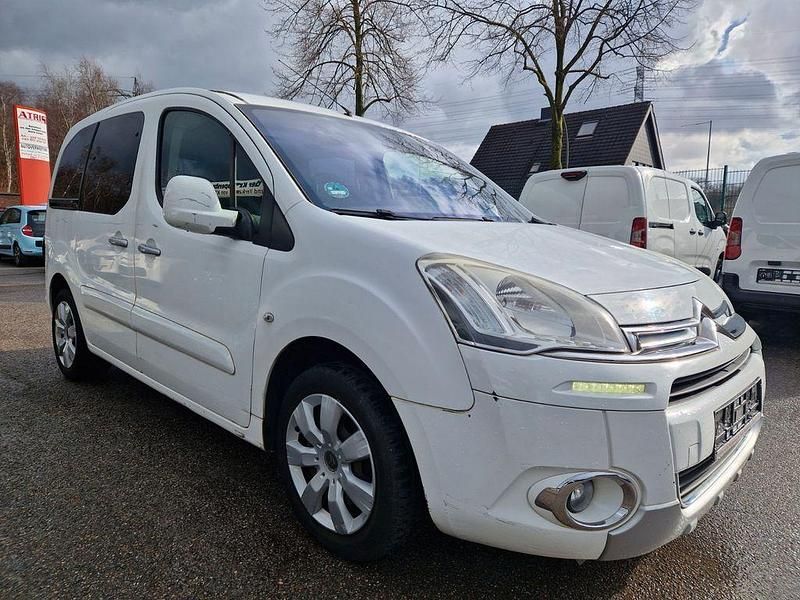 Gebraucht Citroën Berlingo SELECTION 98 PS (72 kW) 2014 Weiß Van / Kleinbus