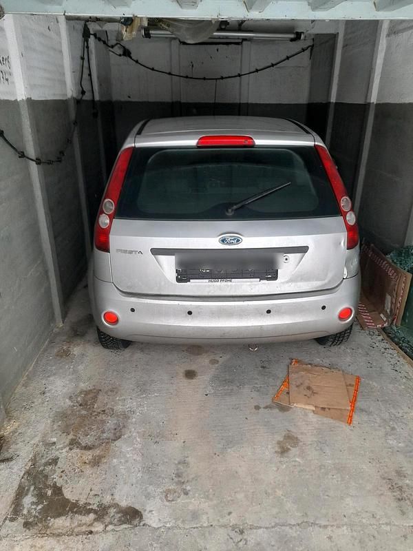 Gebraucht Ford Fiesta 65 PS (47 kW) 2007 Silber Kleinwagen