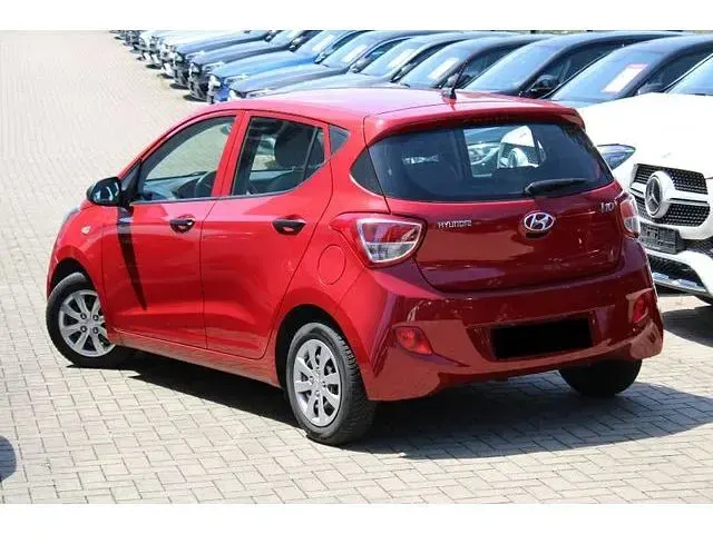 Gebraucht Hyundai i10 Classic 67 PS (49 kW) 2016 Kleinwagen