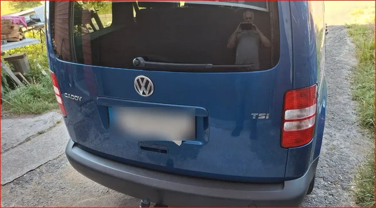 Gebraucht VW Caddy 105 PS (77 kW) 2011 Blau Van / Kleinbus