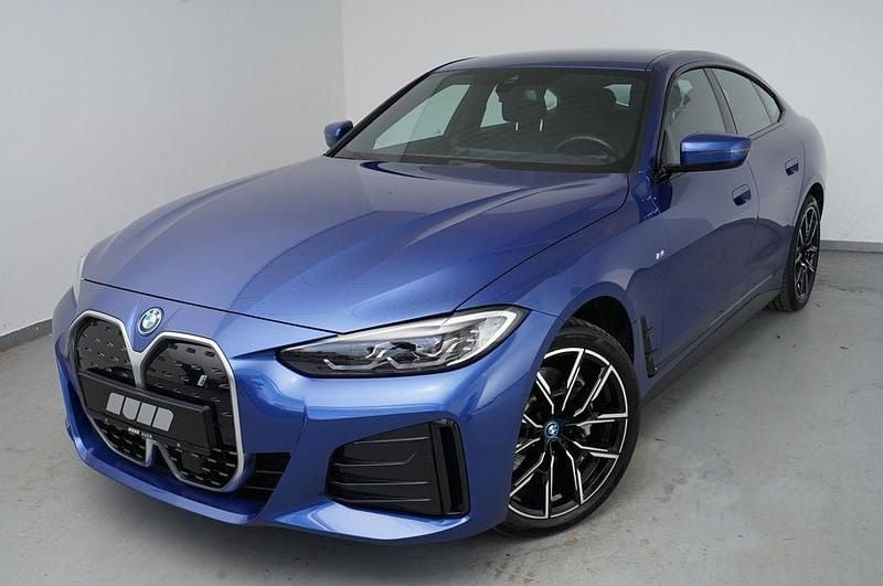Gebraucht BMW i4 M Sport 250 kW (340 PS) 2022 Blau Limousine