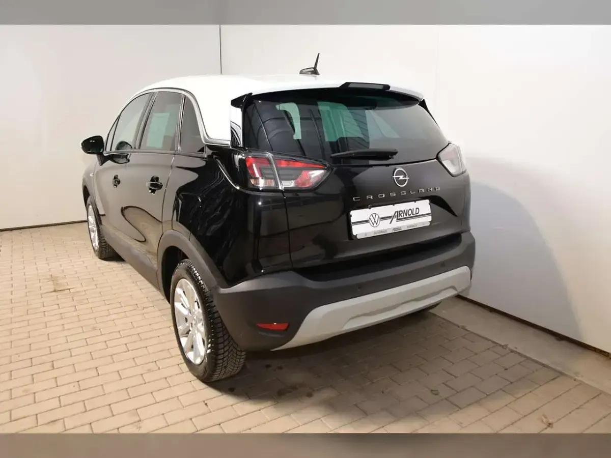 Gebraucht Opel Crossland Elegance 110 PS (80 kW) 2022 Diamant schwarz / weiß SUV