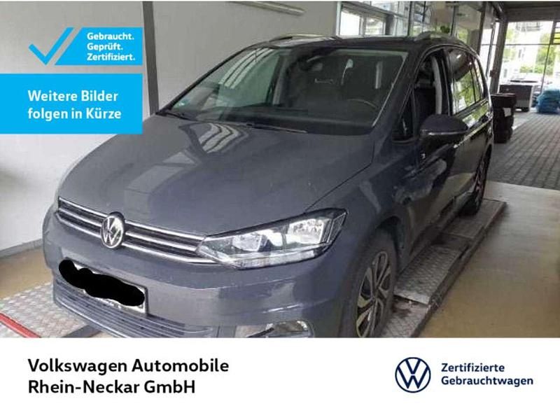 Grau Gebraucht 2021 VW Touran Active Van / Kleinbus | 23.991 € (Guter Preis) - Bild 1/3