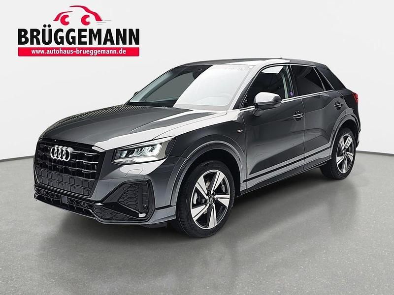 Neu Audi Q2 S-Line 150 PS (110 kW) 2025 Grau SUV