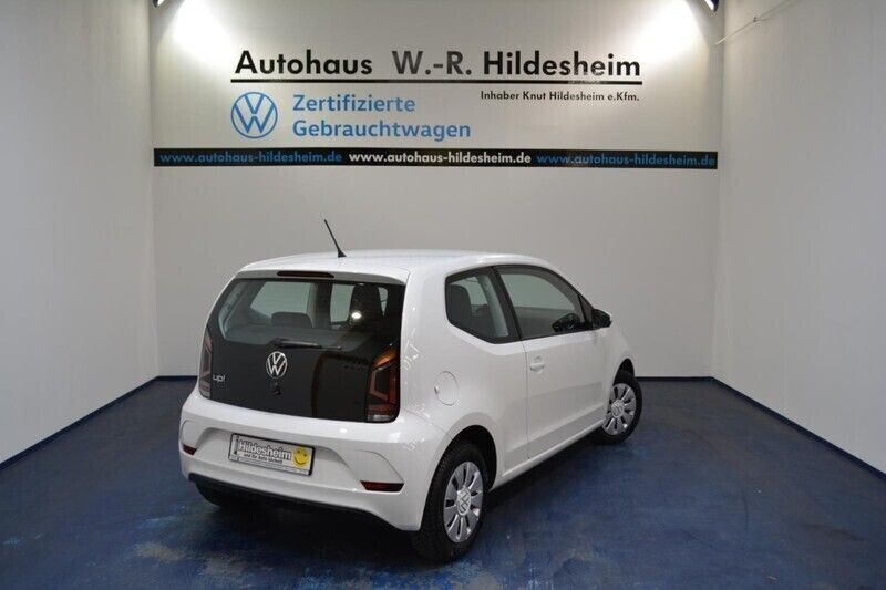 Gebraucht VW up! Basis 65 PS (47 kW) 2021 Weiß Kleinwagen