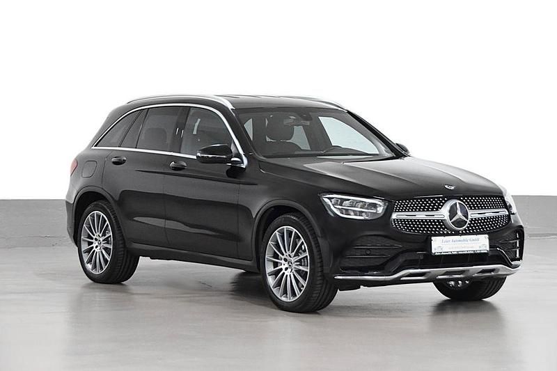 Schwarz Gebraucht 2020 Mercedes GLC220 AMG line SUV | 35.490 € (Fairer Preis) - Bild 1/4