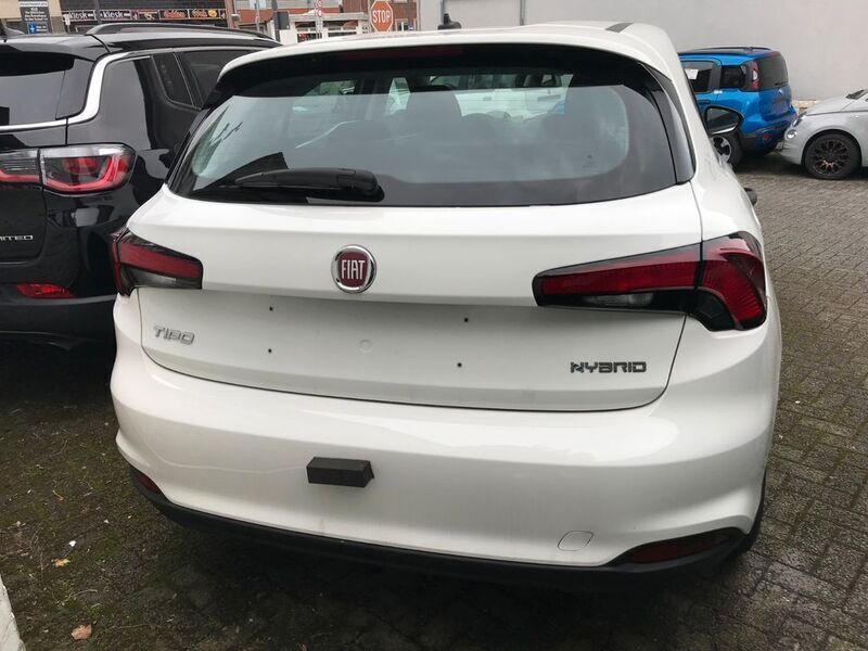 Gebraucht Fiat Tipo 131 PS (96 kW) 2023 Weiß Limousine