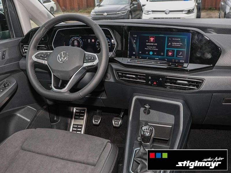 Gebraucht VW Caddy Style 116 PS (85 kW) 2025 Grau Van / Kleinbus