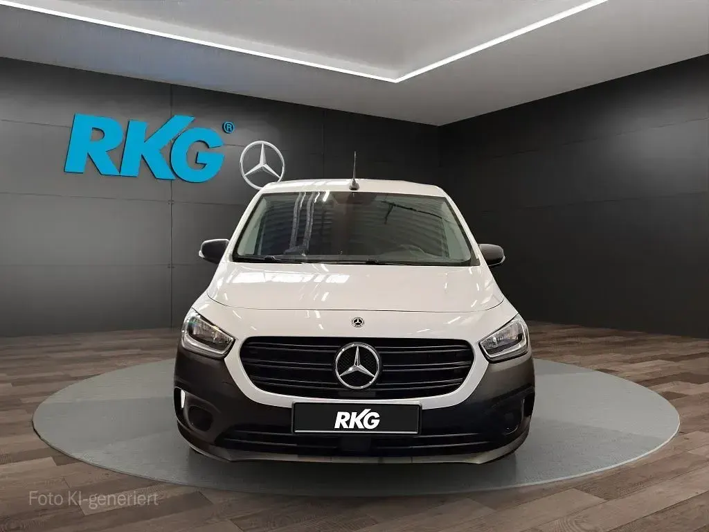 Gebraucht Mercedes Citan 108 75 PS (55 kW) 2023 Weiß Van / Kleinbus