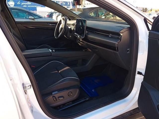 Gebraucht VW ID.7 Pro 210 kW (286 PS) 2024 Gletscherweiß metallic Kombi