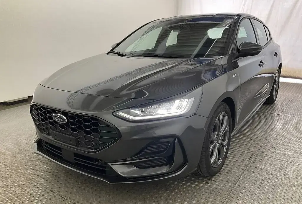 Used Ford Focus ST-Line 125 HP (91 kW) 2024 Grey Sedan