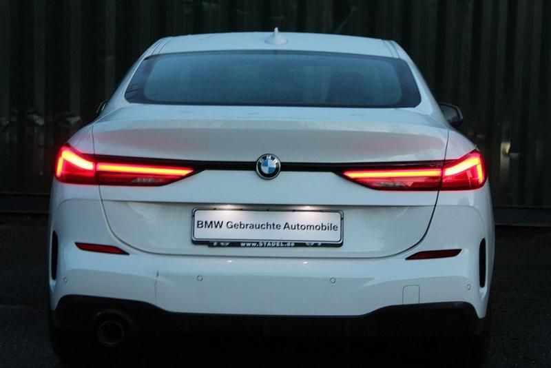 Gebraucht BMW 218 M Sport 136 PS (100 kW) 2022 Weiß Coupé