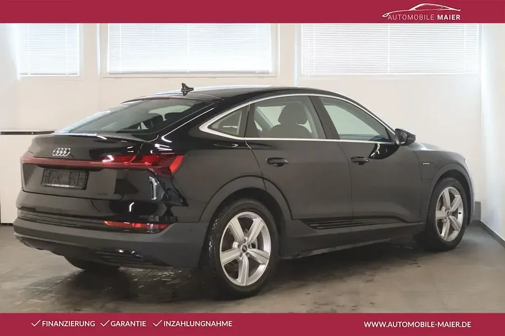 Gebraucht Audi e-tron Sportback Sport 300 kW (408 PS) 2023 Schwarz SUV
