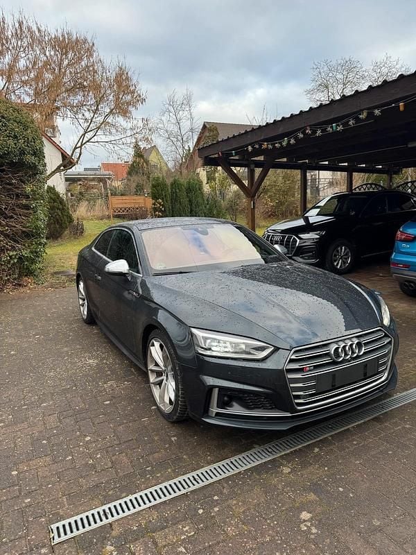 Grau Gebraucht 2018 Audi S5 Coupé | 31.999 € (Fairer Preis) - Bild 1/4