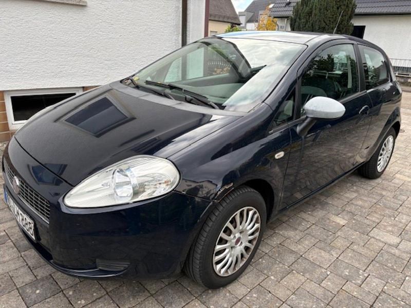 Blau Gebraucht 2009 Fiat Grande Punto Kleinwagen | 1.400 € (Fairer Preis) - Bild 1/4