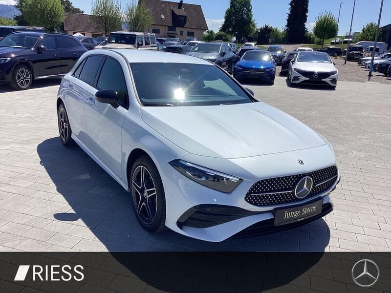 Gebraucht Mercedes A250 AMG 163 PS (119 kW) 2024 Digitalweiß Limousine
