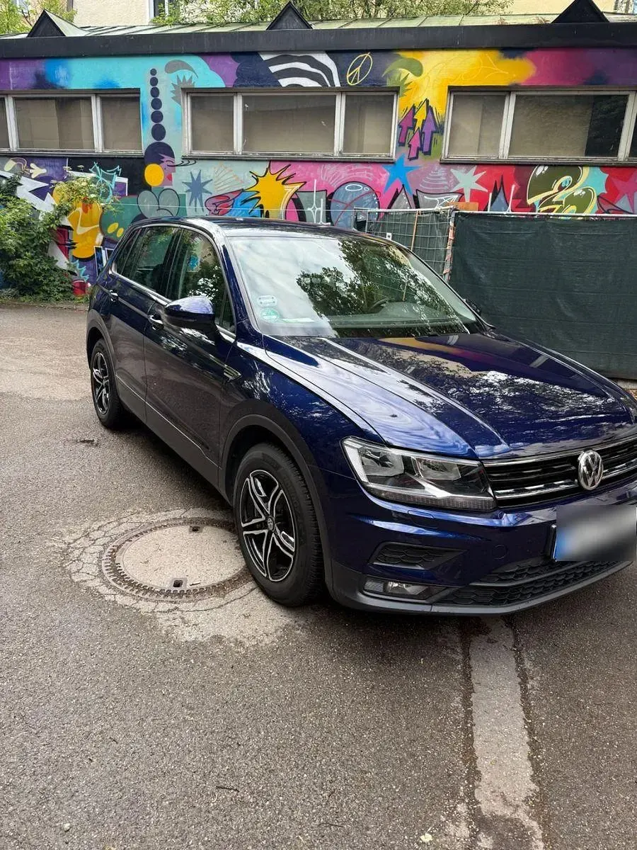 Gebraucht VW Tiguan Comfortline 125 PS (91 kW) 2018 Blau SUV