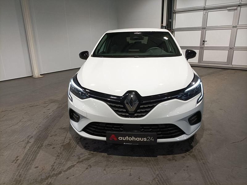 Gebraucht Renault Clio V Techno 140 PS (102 kW) 2023 Weiß Kleinwagen