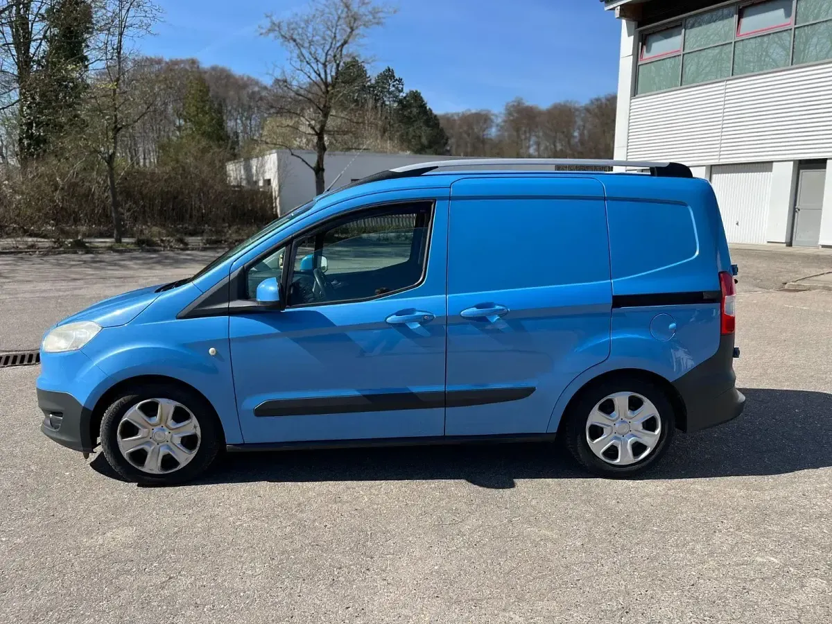 Gebraucht Ford Transit 101 PS (74 kW) 2014 Blau Van / Kleinbus