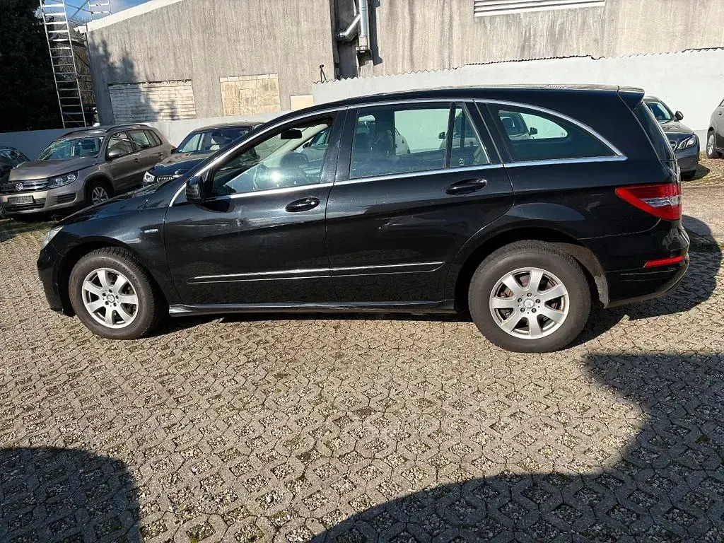 Gebraucht Mercedes R300 190 PS (139 kW) 2011 Schwarz Kombi