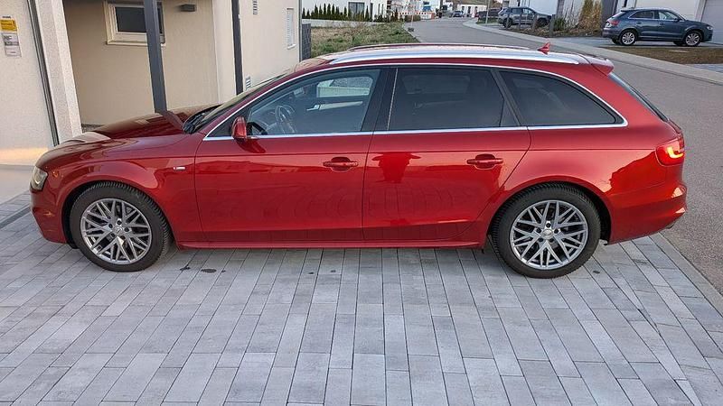 Gebraucht Audi A4 Ambition 170 PS (125 kW) 2014 Rot Kombi