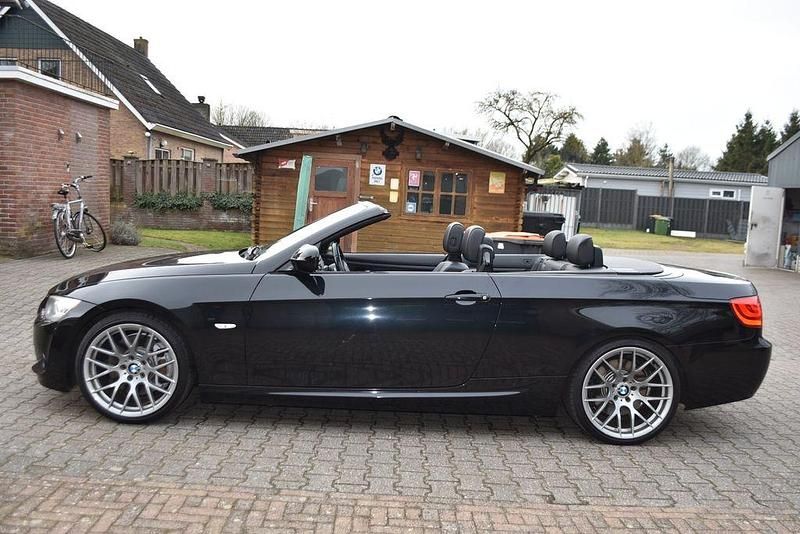 Gebraucht BMW 335 Cabriolet Performance 306 PS (225 kW) 2013 Schwarz Cabrio