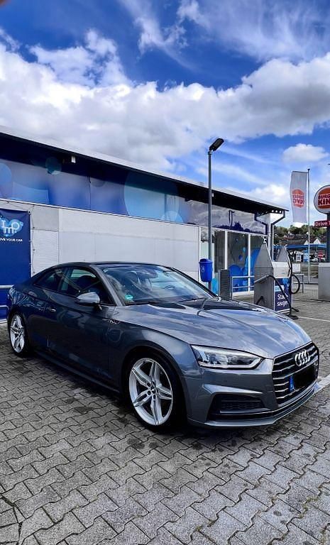 Grau Gebraucht 2018 Audi A5 S-Line Coupé | 19.500 € (Superpreis) - Bild 1/4
