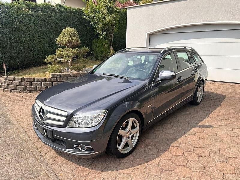 Grau Gebraucht 2008 Mercedes C200 Kombi | 9.950 € (Teuer) - Bild 1/4