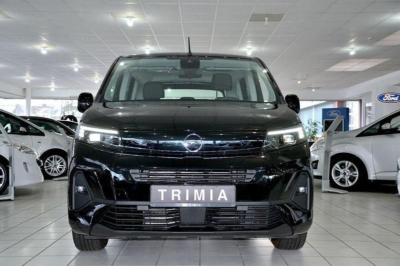 Neu Opel Combo Life 102 PS (75 kW) 2025 Schwarz Van / Kleinbus