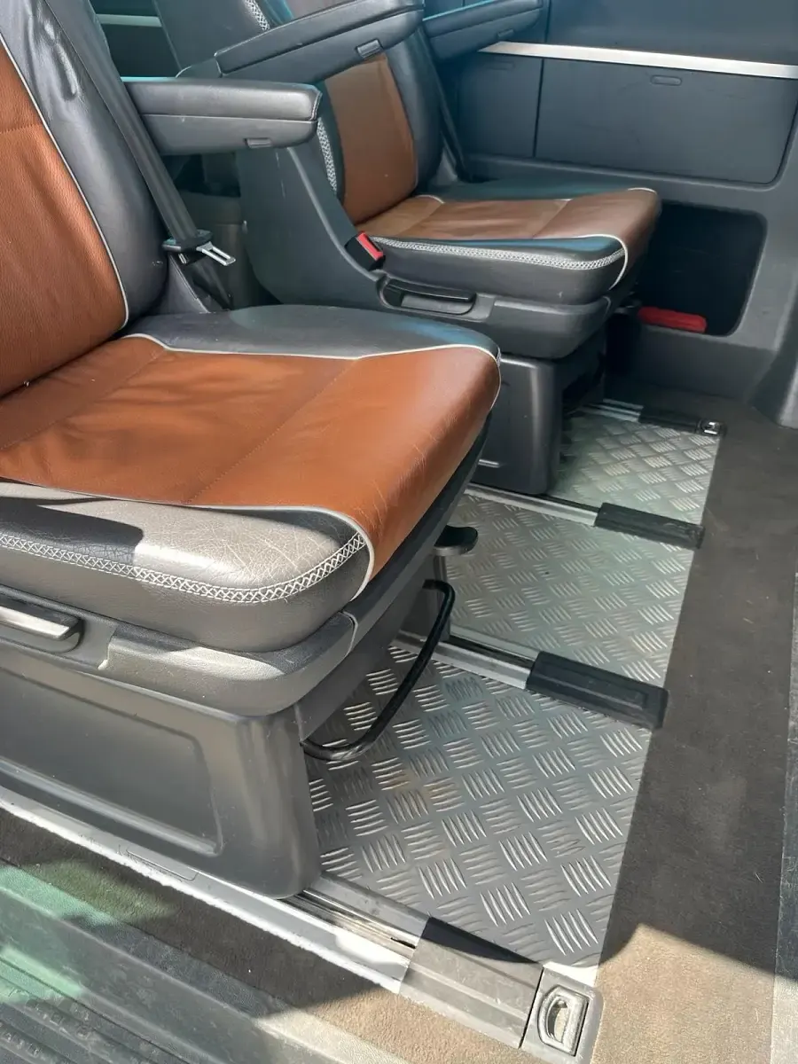 Gebraucht VW Multivan PanAmericana 179 PS (131 kW) 2011 Blau Van / Kleinbus