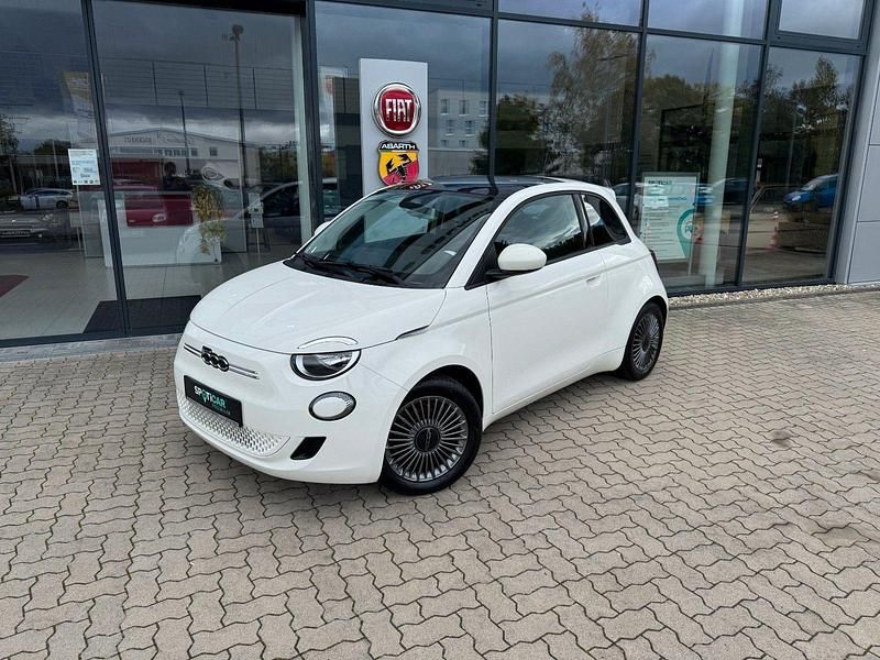 Gebraucht Fiat 500e Icon 86 kW (118 PS) 2021 Weiß Kleinwagen