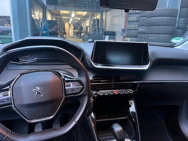 Gebraucht Peugeot 208 Active 75 PS (55 kW) 2020 Schwarz Kleinwagen