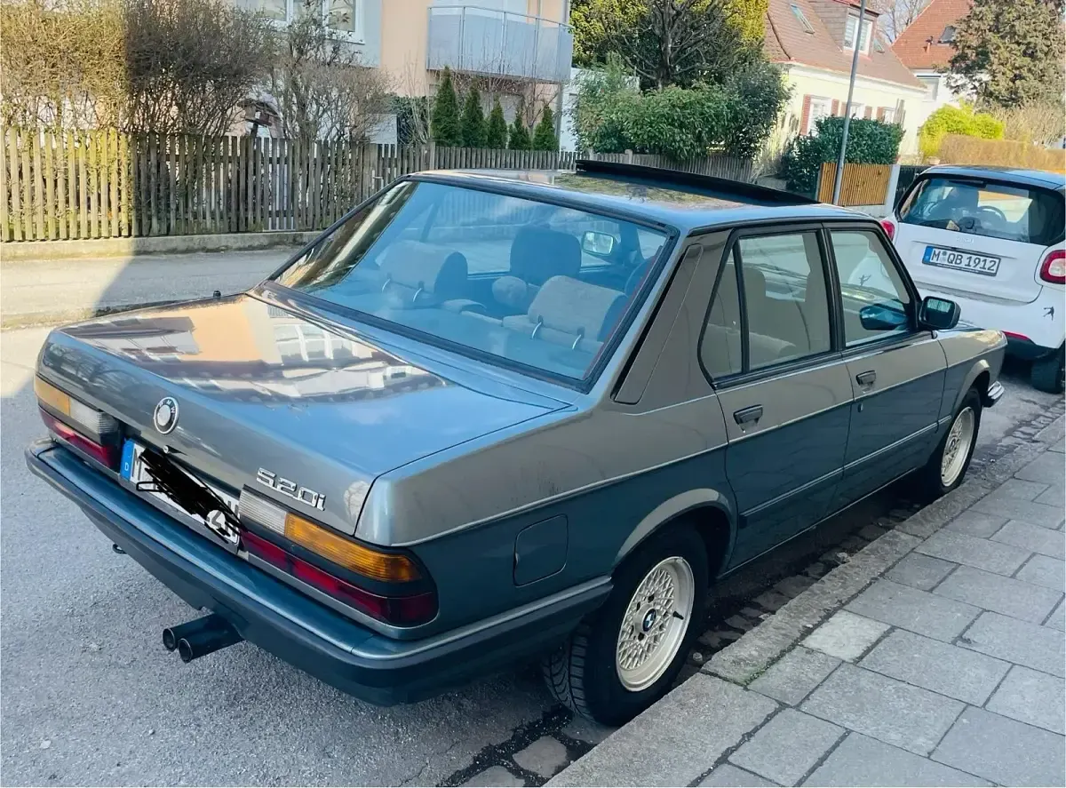 Gebraucht BMW 128 Shadowline 126 PS (92 kW) 1987 Grau Limousine