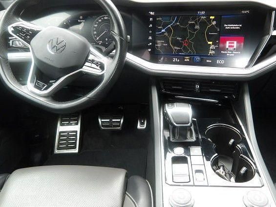 Gebraucht VW Touareg Style 286 PS (210 kW) 2023 Grau SUV