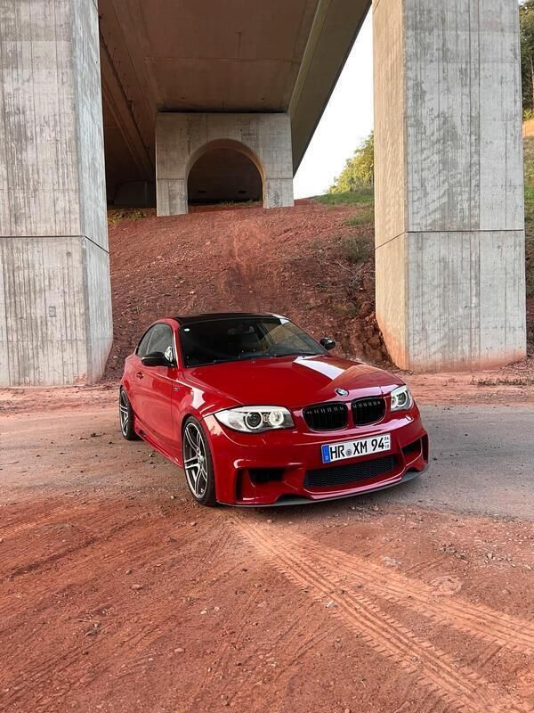 Rot Gebraucht 2008 BMW 135 Coupé Performance Coupé | 19.500 € - Bild 1/4