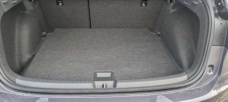 Neu VW Taigo Style 110 PS (80 kW) 2025 Rauchgrau metallic SUV