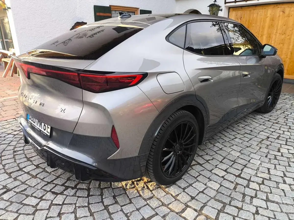 Gebraucht Cupra Tavascan VZ 250 kW (340 PS) 2026 Silber SUV