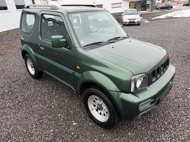 Gebraucht Suzuki Jimny 86 PS (63 kW) 2010 Grün SUV