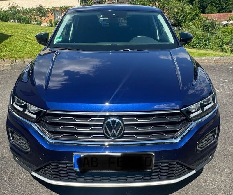Blau Gebraucht 2020 VW T-Roc United SUV | 22.222 € (Fairer Preis) - Bild 1/4