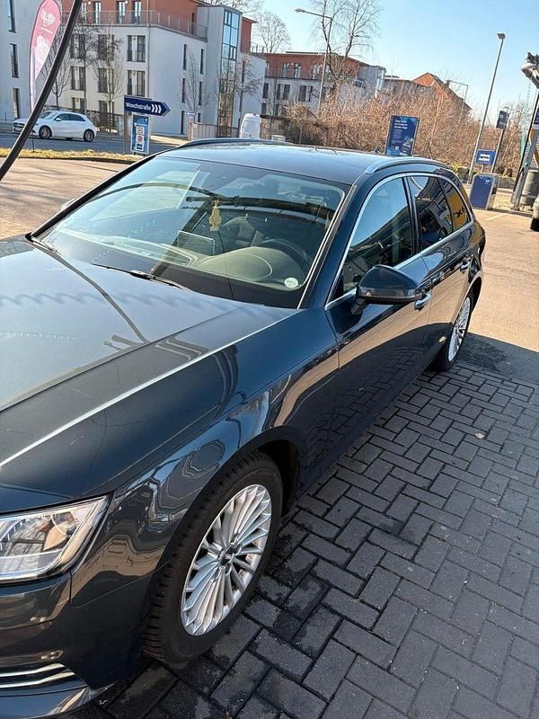 Usata Audi A4 Design 190 CV (139 kW) 2017 Grigio Station wagon