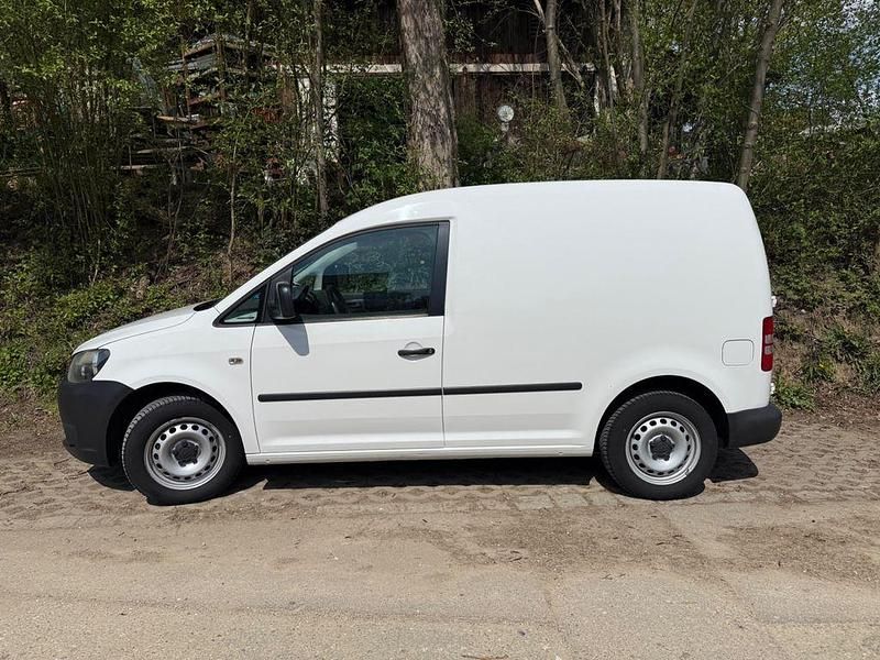 Second-hand VW Caddy 102 CP (75 kW) 2013 Alb Monovolum