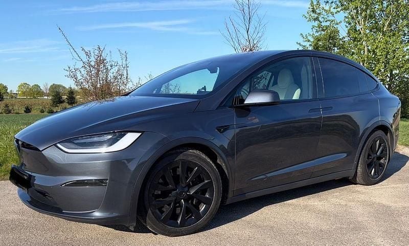 Gebraucht Tesla Model X 492 kW (670 PS) 2023 Grau SUV