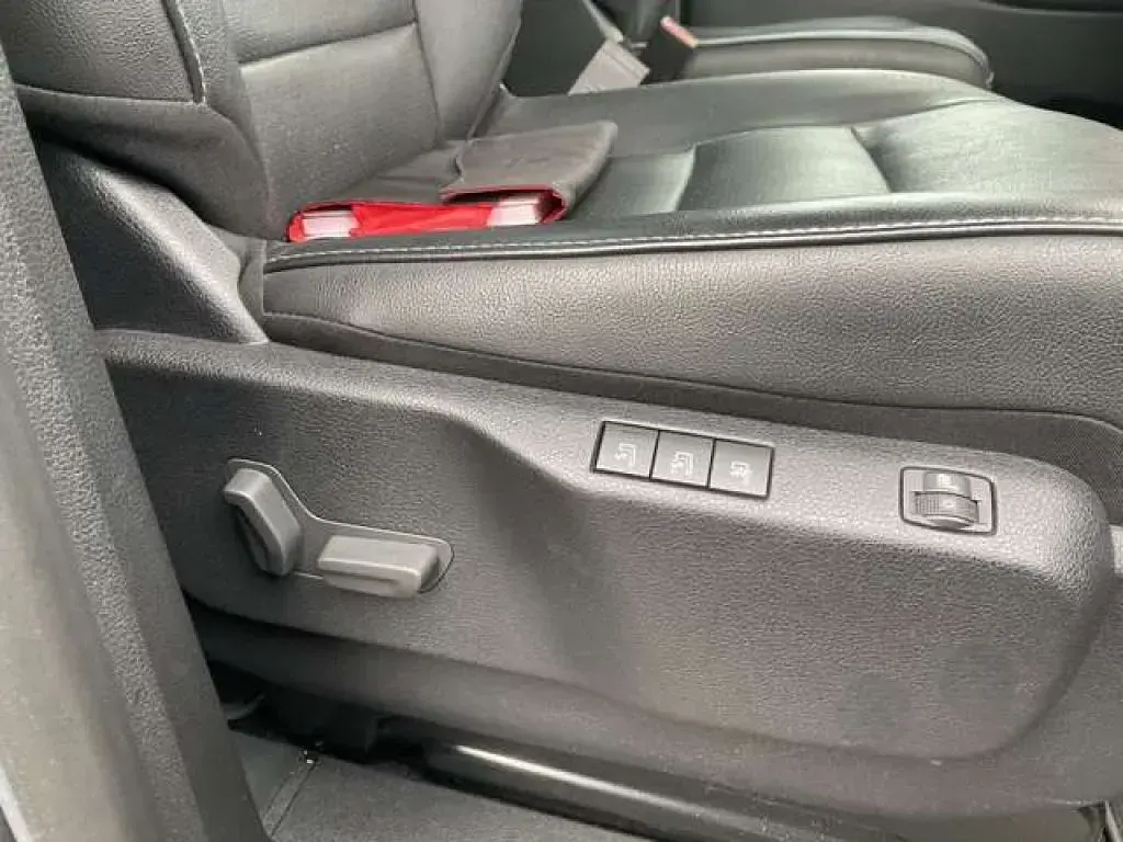 Gebraucht Citroën Spacetourer Shine 179 PS (131 kW) 2017 Gris platinium (metallic) Van / Kleinbus