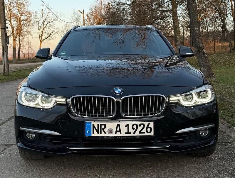 Gebraucht BMW 320 Luxury Line 185 PS (136 kW) 2019 Schwarz Limousine