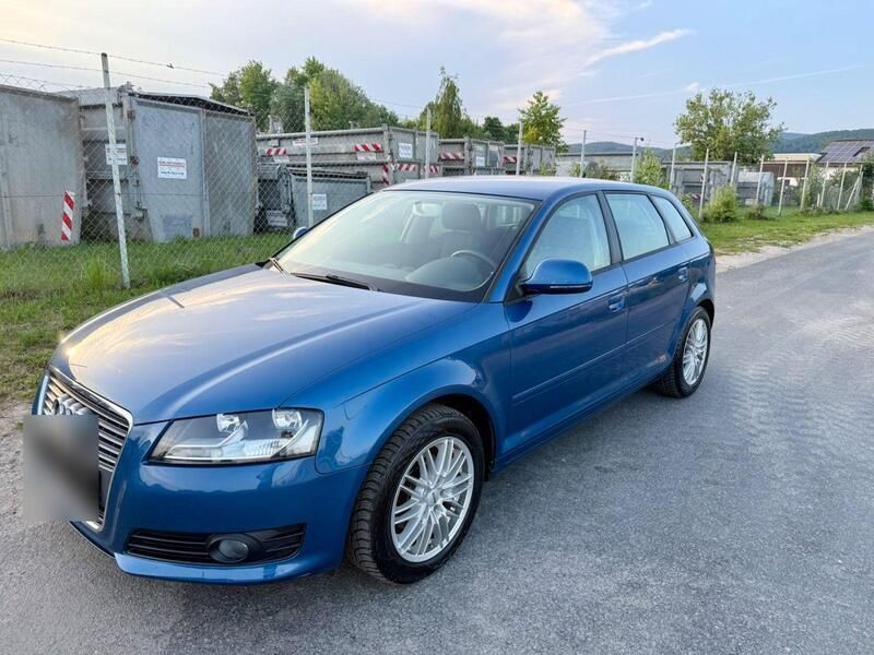 Blau Gebraucht 2009 Audi A3 Sportback Ambiente Limousine | 7.000 € (Fairer Preis) - Bild 1/4
