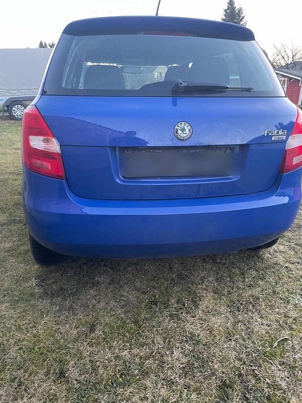 Gebraucht Skoda Fabia 86 PS (63 kW) 2009 Blau Limousine