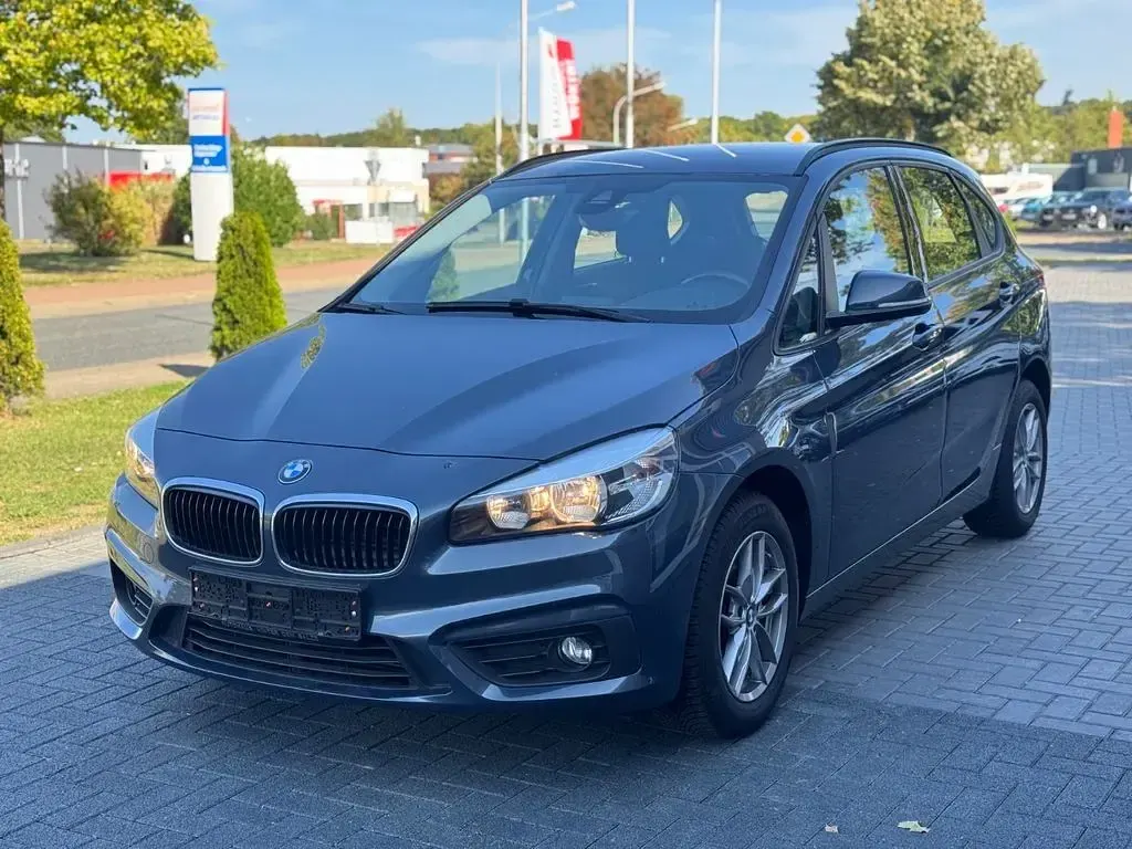 Używany BMW 218 Advantage 136 KM (100 kW) 2017 Szary Kombi