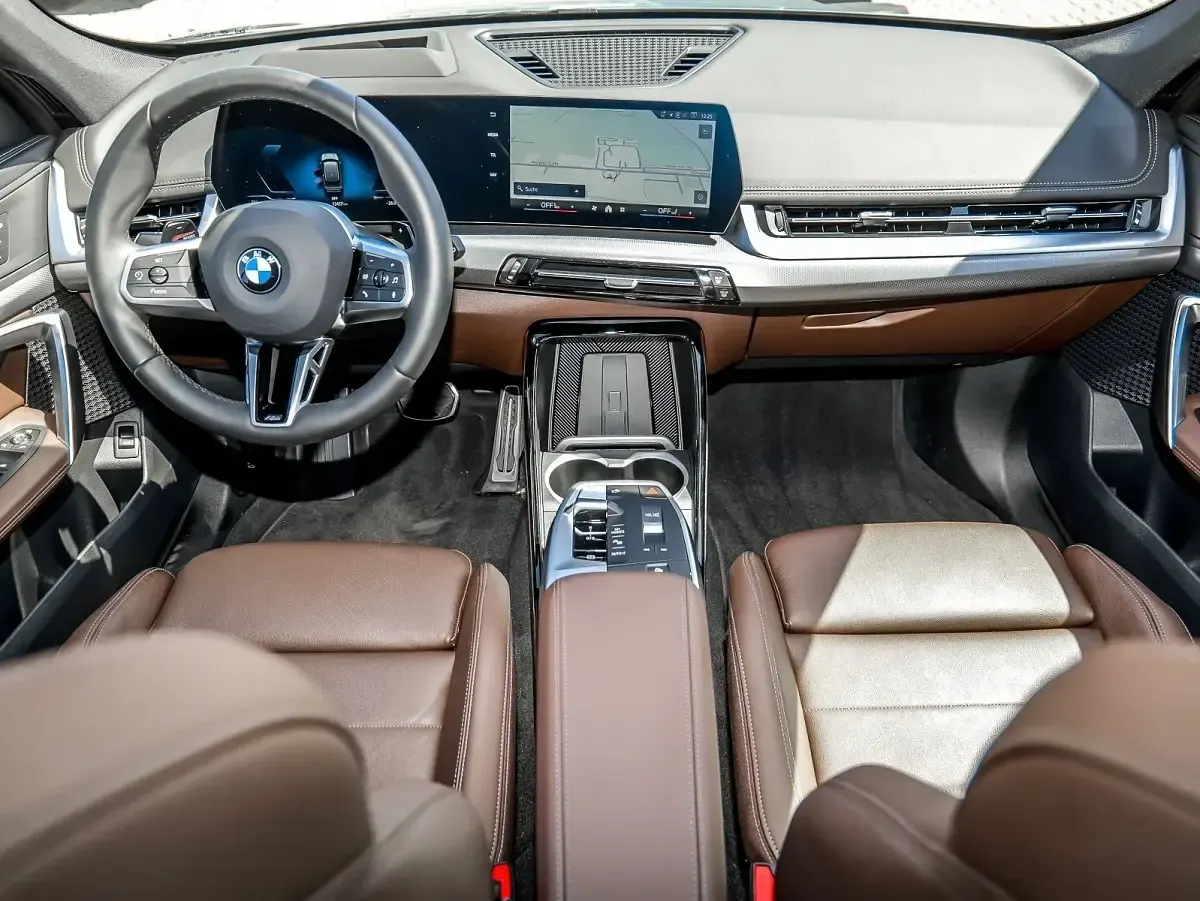 Gebraucht BMW X1 M Sport 360 PS (264 kW) 2025 Cape york grün SUV