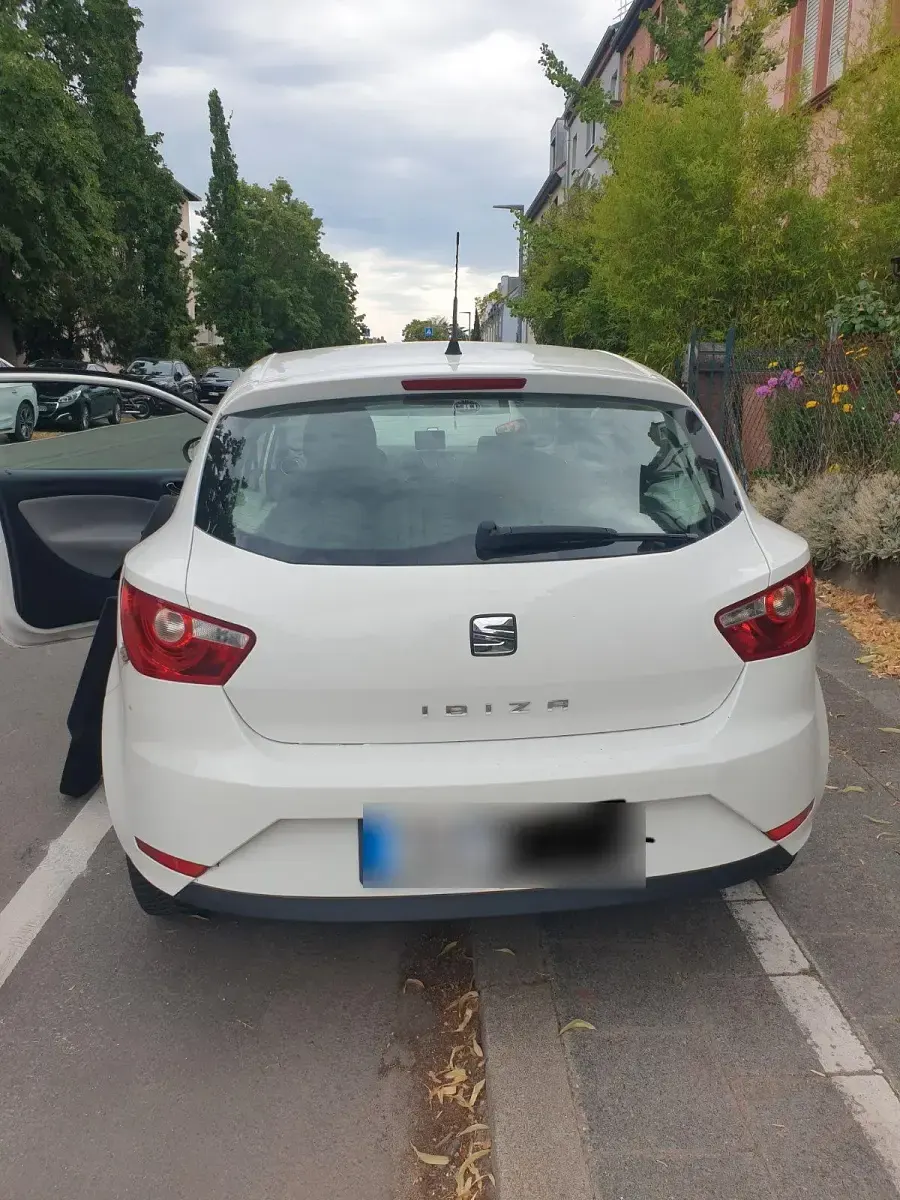 Gebraucht Seat Ibiza 69 PS (50 kW) 2014 Weiß Kleinwagen