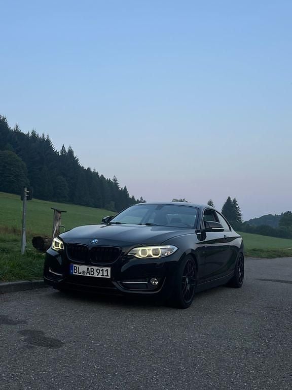 Gebraucht BMW 220 Sport Line 184 PS (135 kW) 2015 Schwarz Coupé